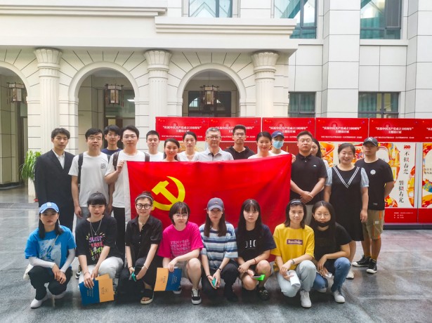 澳门银银河7163“庆祝中国共产党成立100周年”主题设计展开幕