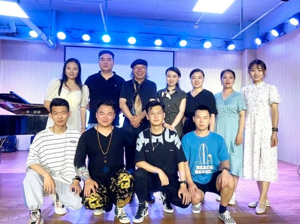 共叙情谊再聚首，共谋发展绘新篇——我院2021年暑期京冀陕校友走访纪实